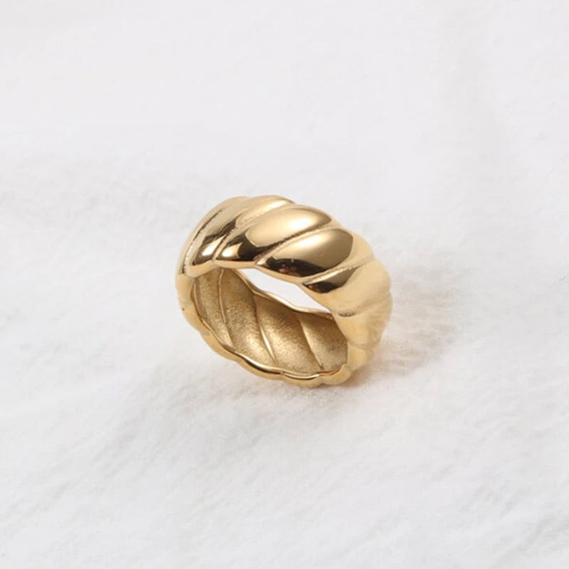 Anillo Connie
