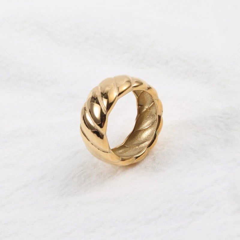 Anillo Connie