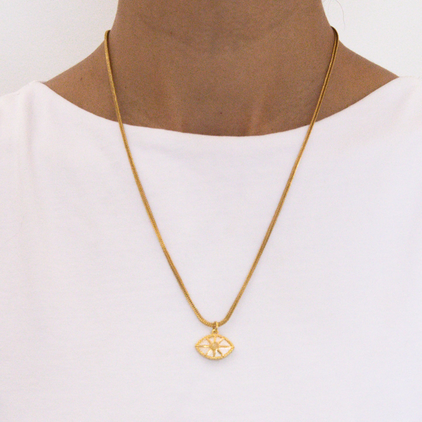 Collar Ojo Perla madre