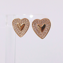 Cargar imagen en el visor de la galería, Aretes Corazon