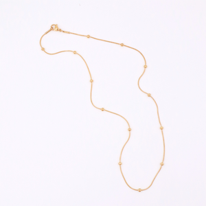 Collar Amara Minimalista