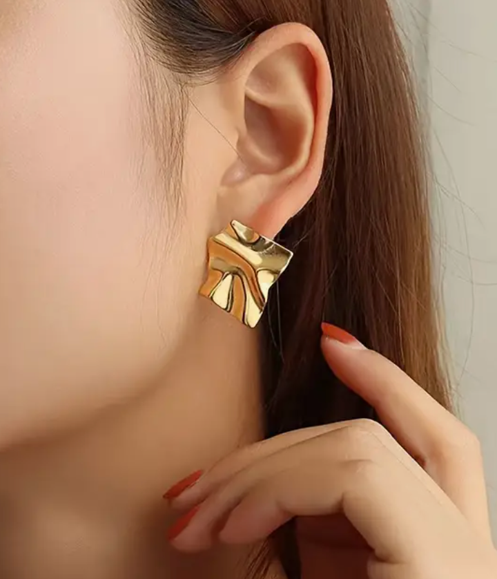 Aretes Astra