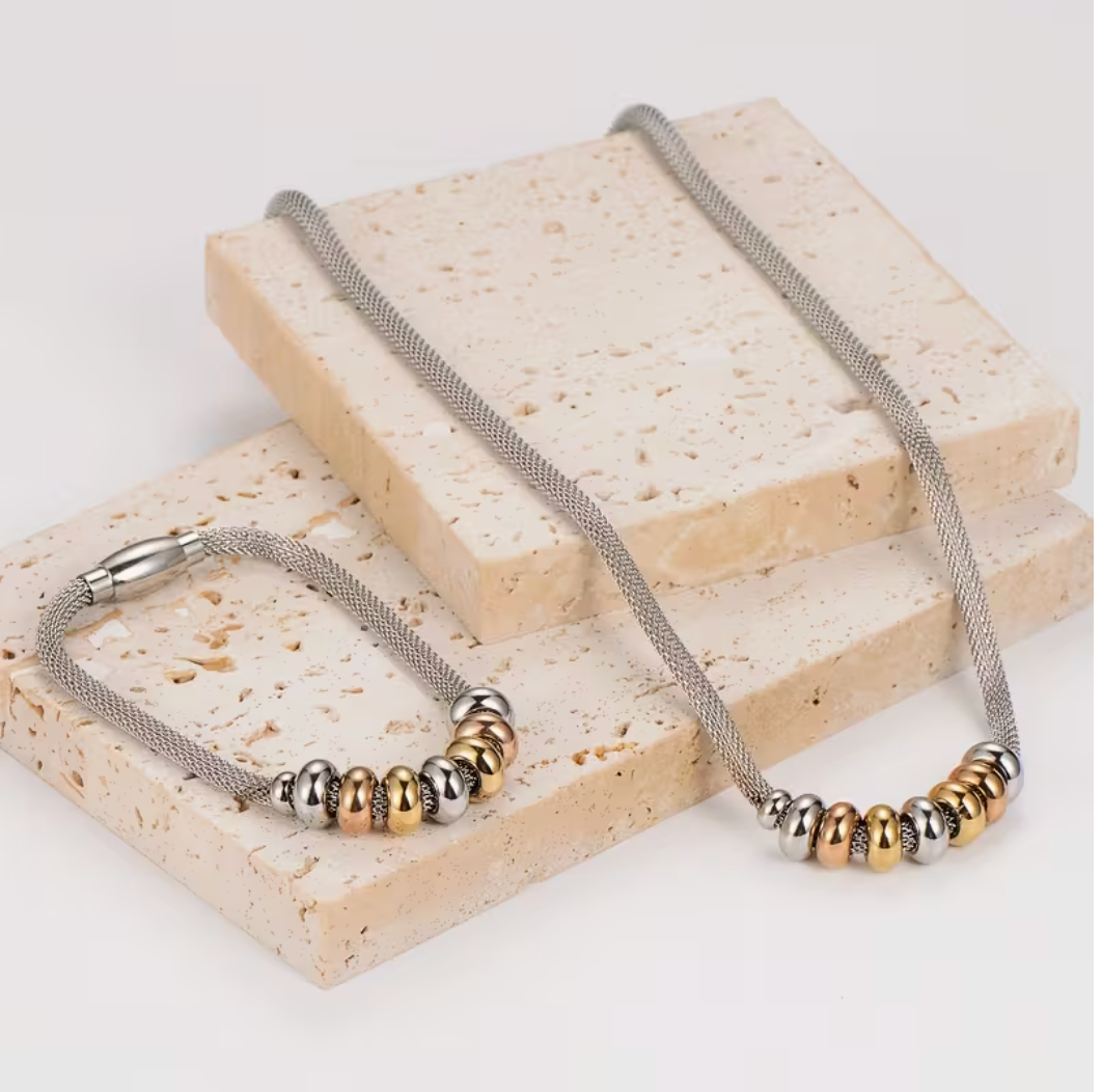 Collar snake