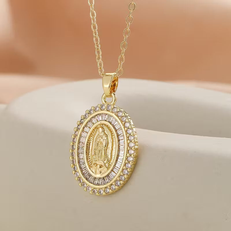 Virgen Piedritas Blancas