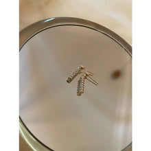 Cargar imagen en el visor de la galería, Aretes Dainty