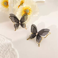 Cargar imagen en el visor de la galería, Aretes Mariposa Negra
